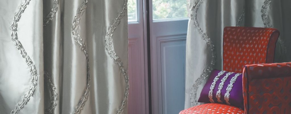 Bij gordijnen in natuurlijke stoffen hoort een goede voorlichting